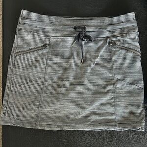 Athleta Gray Pencil Mini Skirt Casual